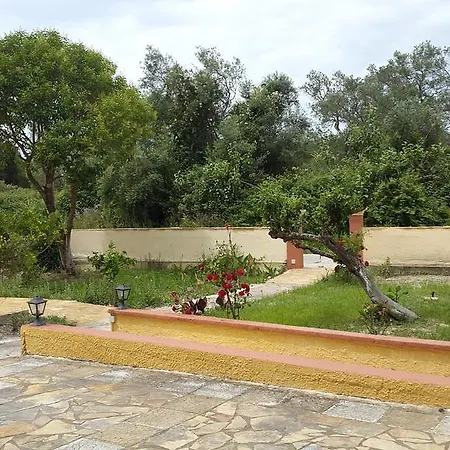 Apartament Foteinos *